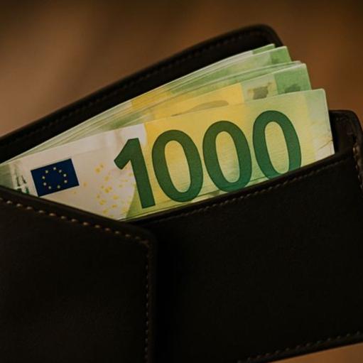 Informācija par izsniegtajiem kredītiem jānodod 3 dienu laikā